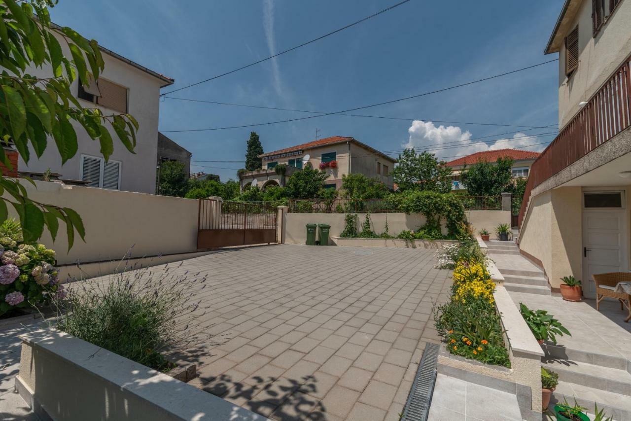 Apartments Flora Trogir Exteriér fotografie