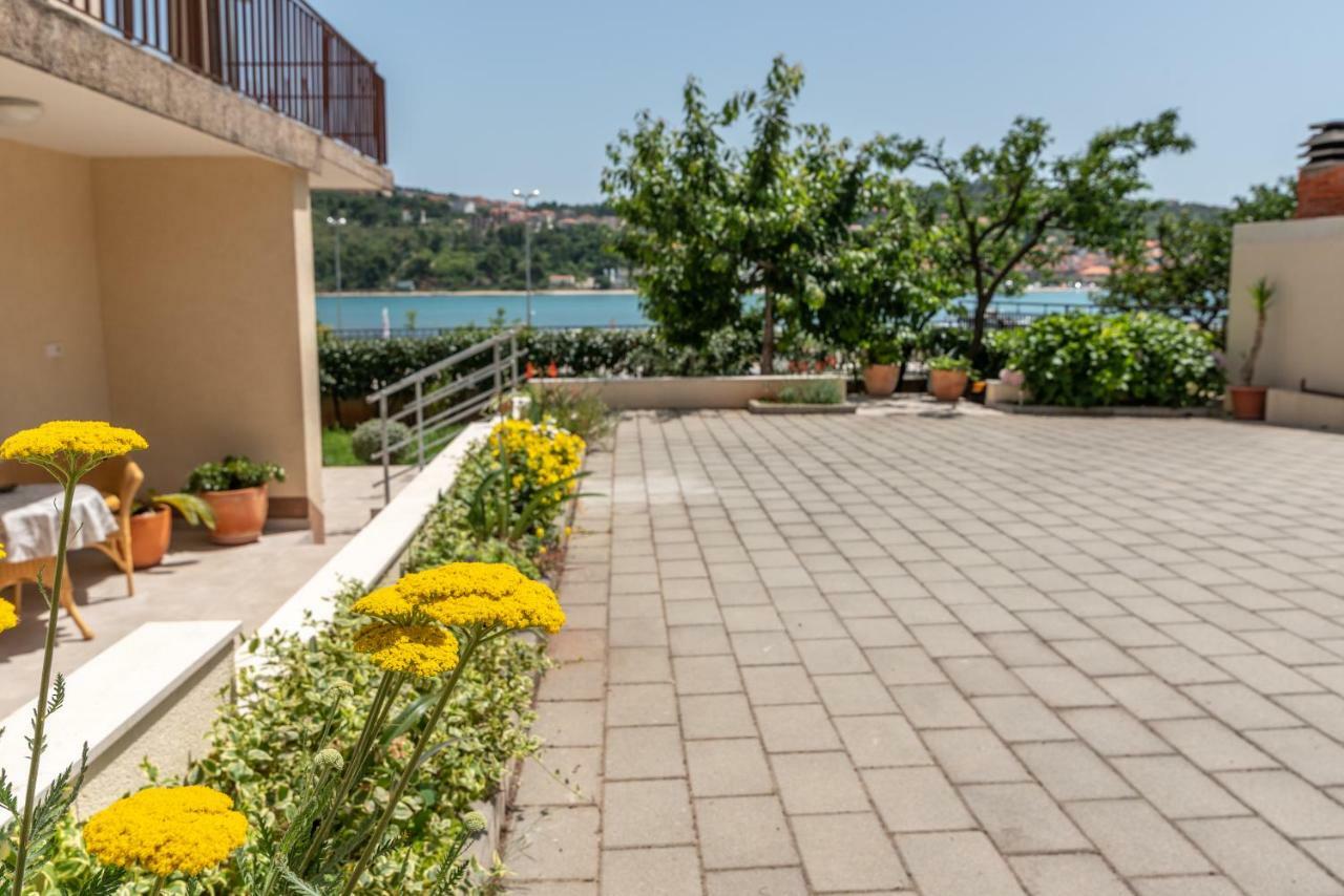 Apartments Flora Trogir Exteriér fotografie